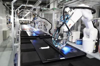 奏响工业交响① “聪明”的生产线——看长虹智能制造产业园如何“吸睛”互联网